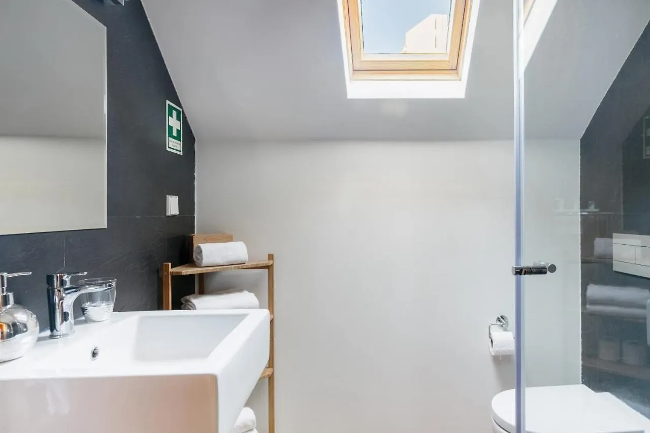 Apartmán Breathtaking River-City View Two Private Terraces 3 Bedrooms And 3 Bathrooms 17Th Century Building Central Bica Chiado District Lisboa