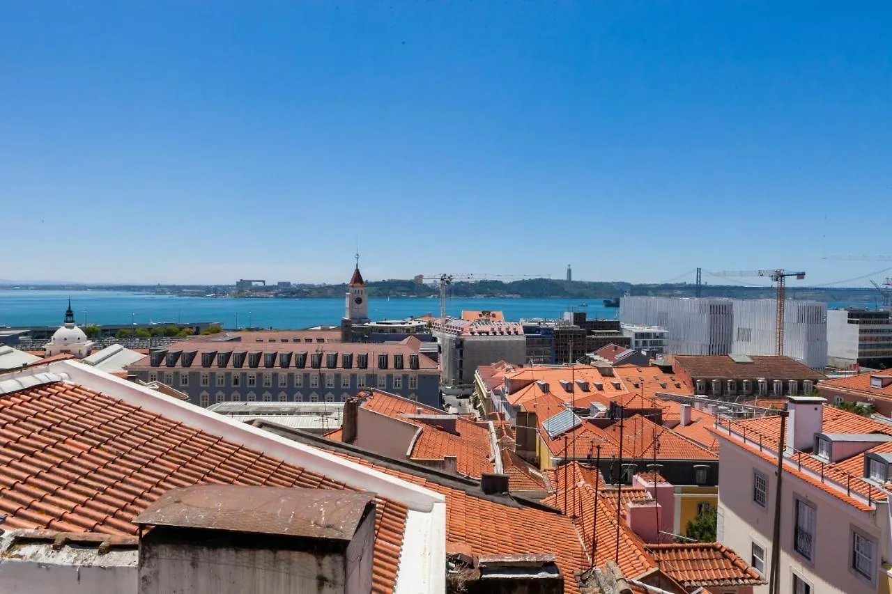 Apartmán Breathtaking River-City View Two Private Terraces 3 Bedrooms And 3 Bathrooms 17Th Century Building Central Bica Chiado District Lisboa Portugalsko
